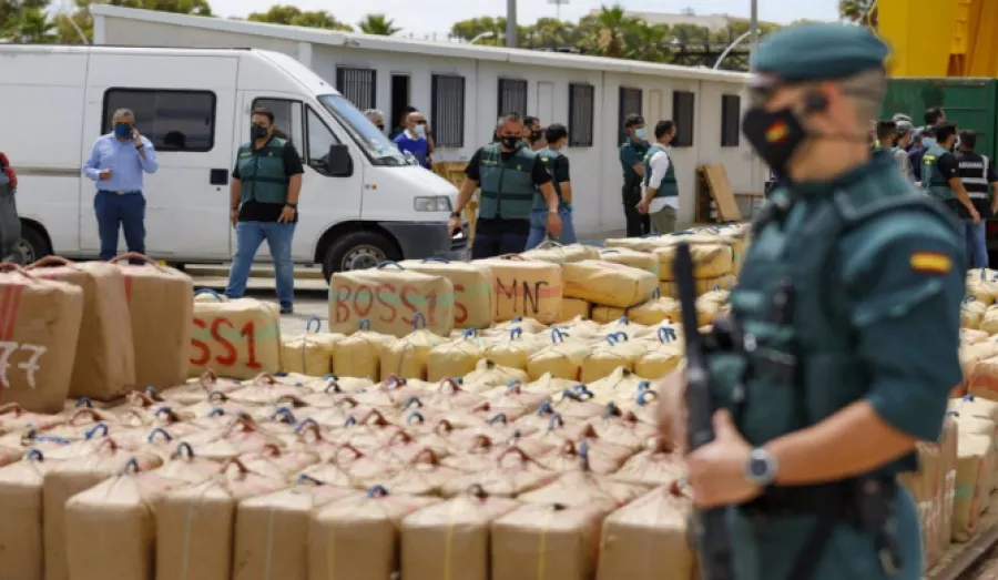 إسبانيا: تفكيك شبكة دولية لتهريب الحشيش من المغرب إلى أوروبا عبر مليلية