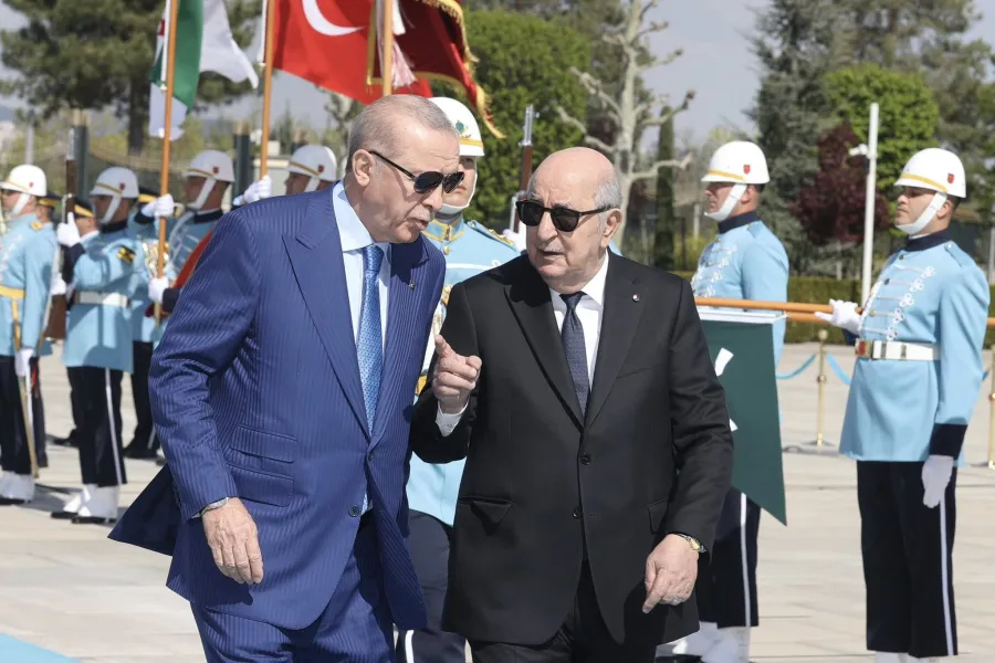 تبون وأردوغان يترأسان بأنقرة أشغال الدورة الأولى لمجلس التعاون الاستراتيجي الجزائري-التركي