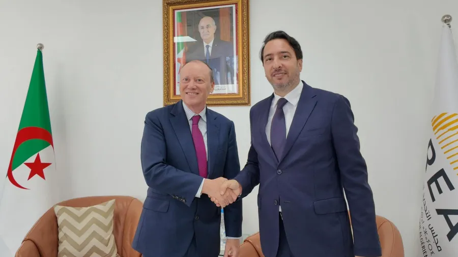 بعد الاتحاد الاوروبي و أمريكا.. بريطانيا تريد نصيبها من التعاون الاقتصادي مع الجزائر 