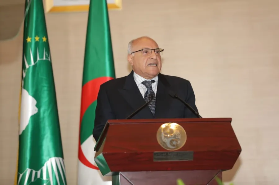 عطاف: الحل في ليبيا يمر عبر الحوار ودعم الجهود الأممية